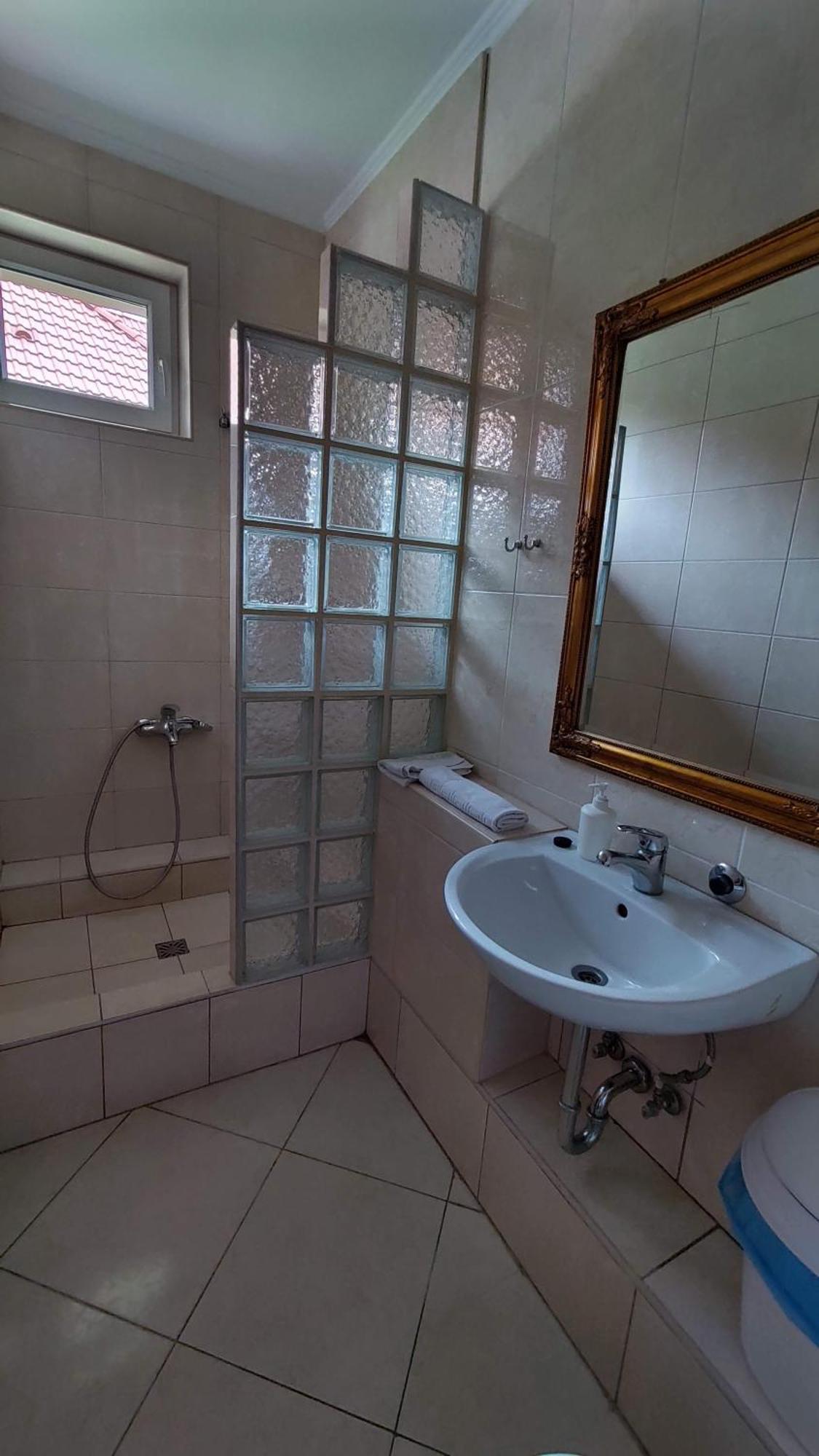 Aquacentrum Hajdúszoboszló Habitación foto